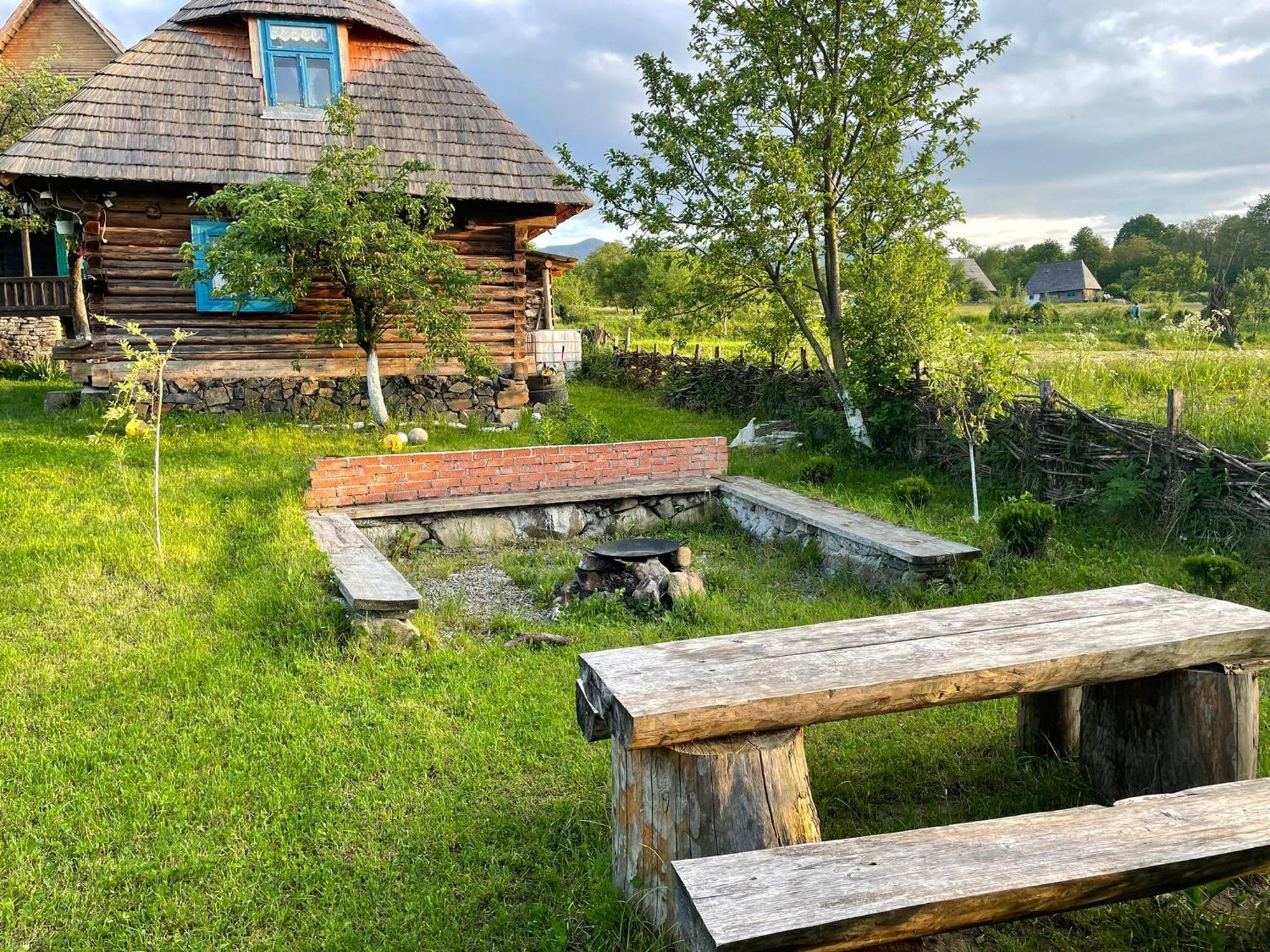 Complex Traditional Casuta Bunicilor-Breb Værelse billede